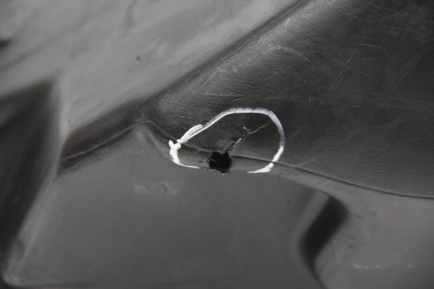 photo de HELMFACH SUZUKI UC EPICURO 125 (1999 - 2003) - Details der Befestigungspunkte