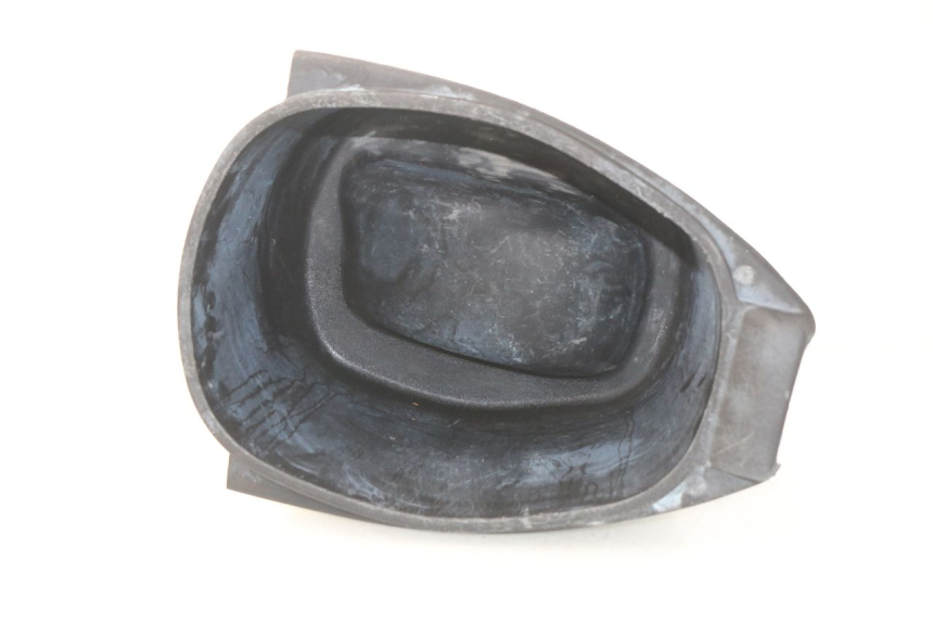 photo de HELMFACH PIAGGIO VESPA LX IE 125 (2010 - 2012) - Zoom auf Gebrauchszustand