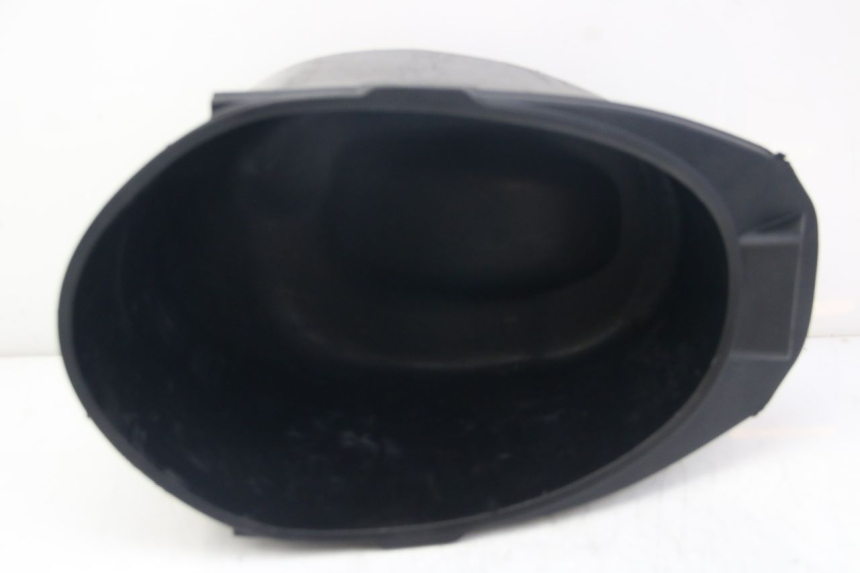 photo de SITZBANKABDECKUNG PIAGGIO VESPA SPRINT 2T 50 (2014 - 2018) - Hauptansicht