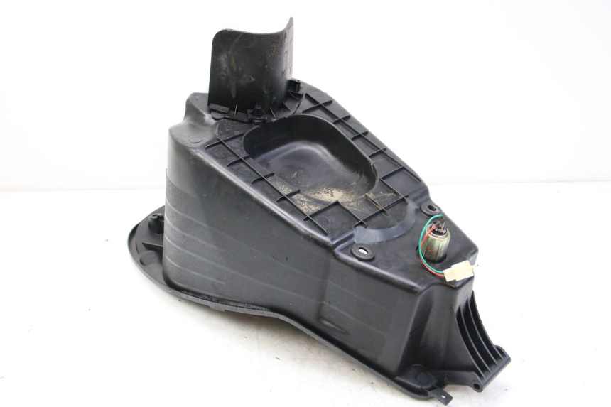 photo de SITZBANKABDECKUNG PEUGEOT VIVACITY NEW 2T 50 (2008 - 2017) - Alternative Perspektive