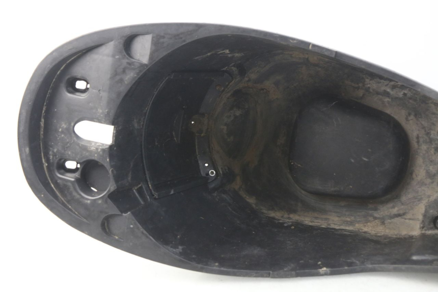 photo de SITZBANKABDECKUNG PEUGEOT VIVACITY NEW 4T 50 (2008 - 2017) - Alternative Perspektive