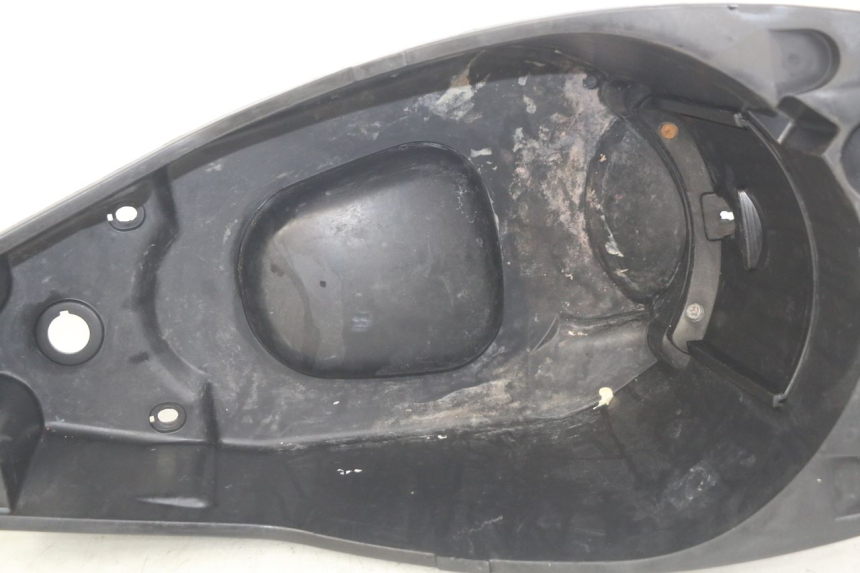 photo de SITZBANKABDECKUNG PEUGEOT VIVACITY NEW 4T 50 (2008 - 2017) - Gesamtansicht des Produkts