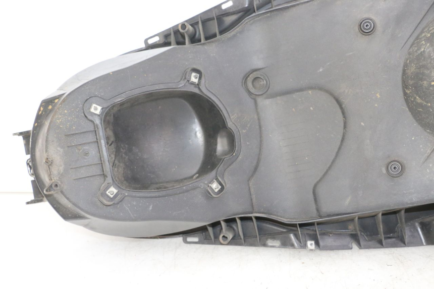 photo de SITZBANKABDECKUNG YAMAHA X-MAX XMAX ABS 250 (2010 - 2012) - Details der Befestigungspunkte