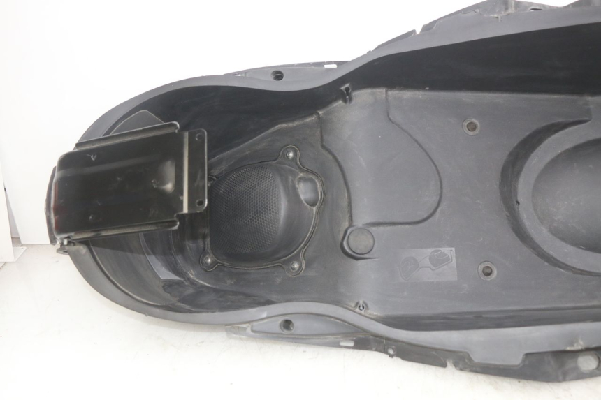 photo de SITZBANKABDECKUNG YAMAHA X-MAX XMAX 125 (2010 - 2013) - Oberflächenzustand und Material