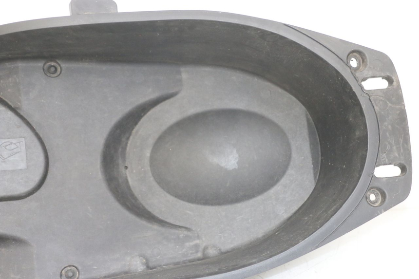 photo de SITZBANKABDECKUNG YAMAHA XMAX X-MAX 125 (2006 - 2009) - Details der Befestigungspunkte