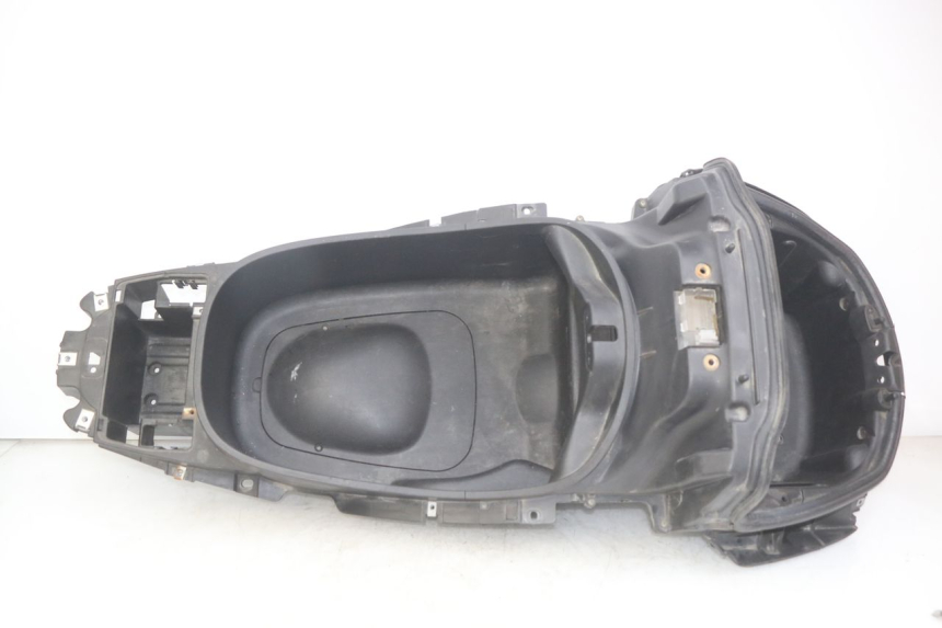 photo de SITZBANKABDECKUNG PIAGGIO X8 125 (2004 - 2007) - Hauptansicht