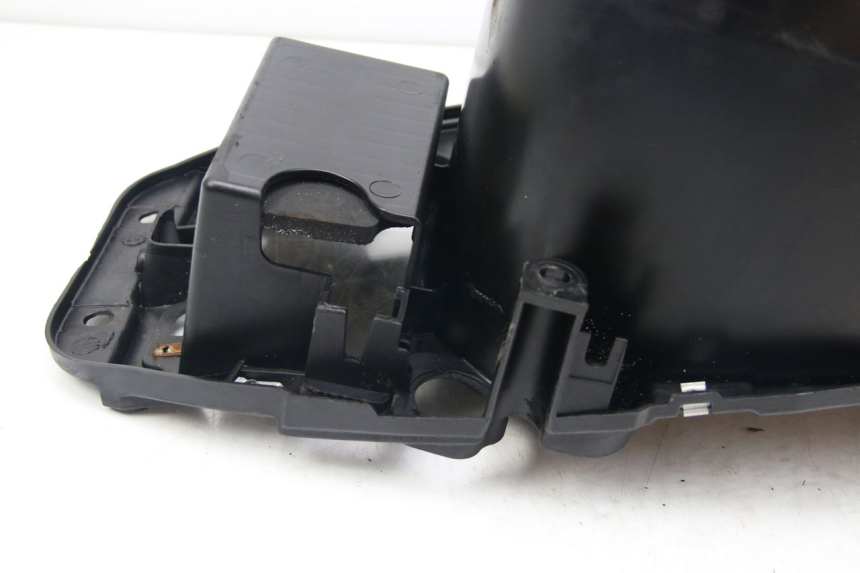 photo de SITZBANKABDECKUNG PIAGGIO ZIP 2T 50 (2009 - 2019) - Weitere Ansicht des Artikels