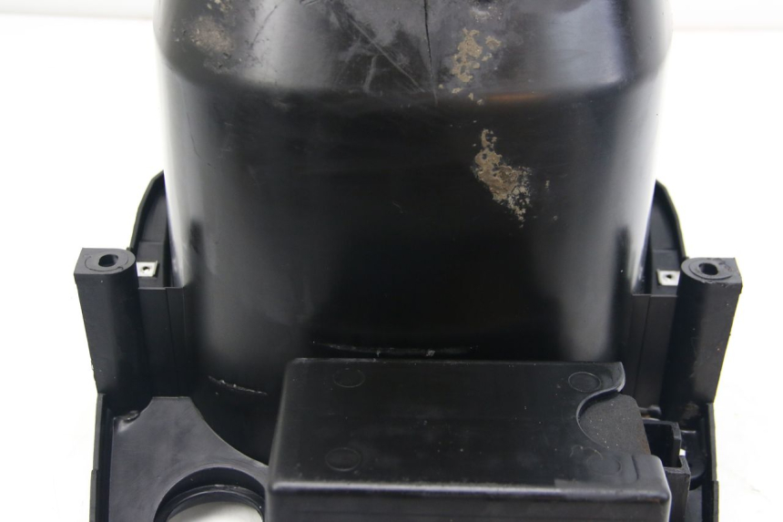 photo de SITZBANKABDECKUNG PIAGGIO ZIP 2T 50 (2009 - 2019) - Zoom auf Komponenten