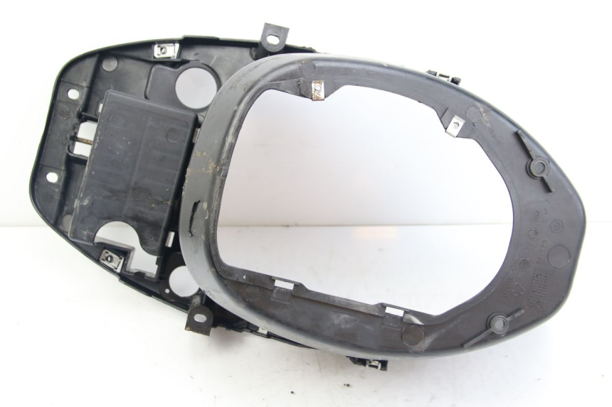 photo de SITZBANKABDECKUNG PIAGGIO ZIP 2T 50 (2009 - 2019) - Charakteristische Merkmale