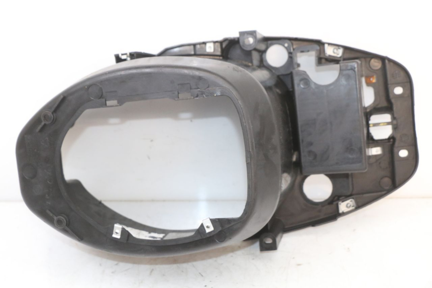 photo de SITZBANKABDECKUNG PIAGGIO ZIP 2T 50 (2009 - 2019) - Oberflächenzustand und Material