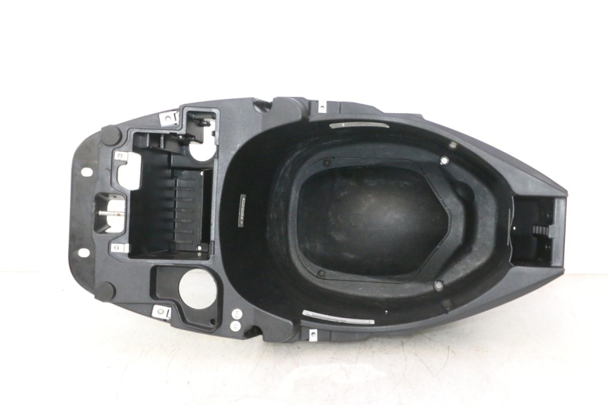 photo de HELMFACH PIAGGIO ZIP IGET 4T 50 (2021 - 2023) - Details der Befestigungspunkte