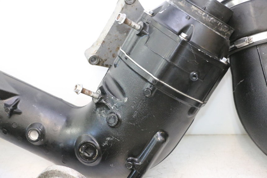 photo de KRÜMMER YAMAHA WAVE RUNNER GP R 1200 (2000 - 2003) - Alternativer Blickwinkel