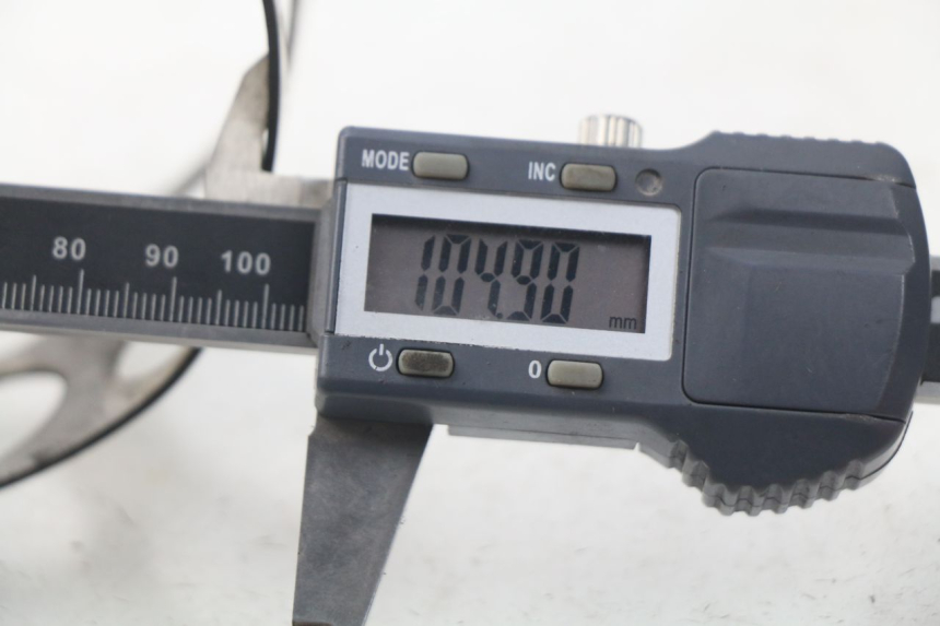 photo de AUSPUFFSCHELLE SUZUKI GSX-R GSXR 600 (2001 - 2003) - Detailansicht des Bauteils