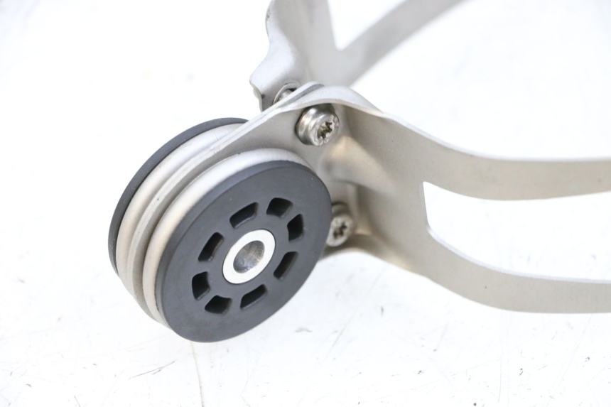 photo de AUSPUFFSCHELLE BMW R GS 1250 (2021 - 2024) - Details der Befestigungspunkte