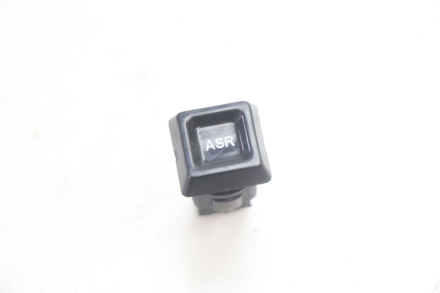 photo de ASR-SCHALTER PIAGGIO MP3 HPE 530 (2022 - 2026) - Detailansicht des Bauteils