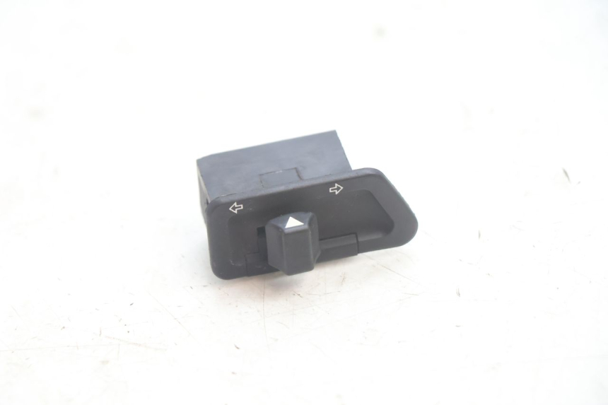 photo de BLINKER SCHALTER TGB CITY RS 50 (2011 - 2016) - Hauptansicht