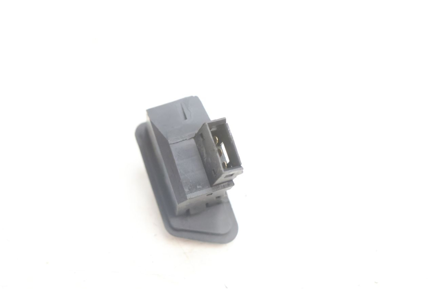 photo de BLINKER SCHALTER TGB CITY RS 50 (2011 - 2016) - Alternative Perspektive