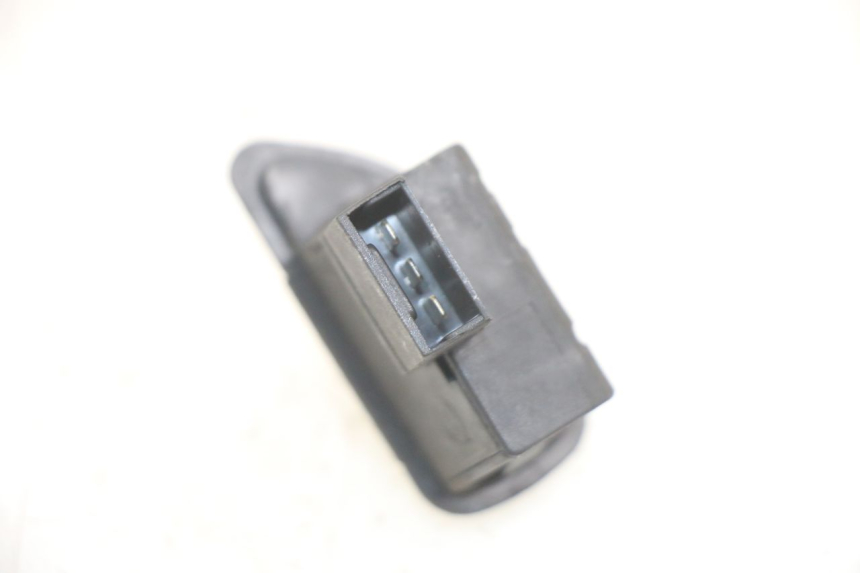 photo de BLINKERHEBEL PIAGGIO FLY 125 (2005 - 2012) - Zoom auf Gebrauchszustand