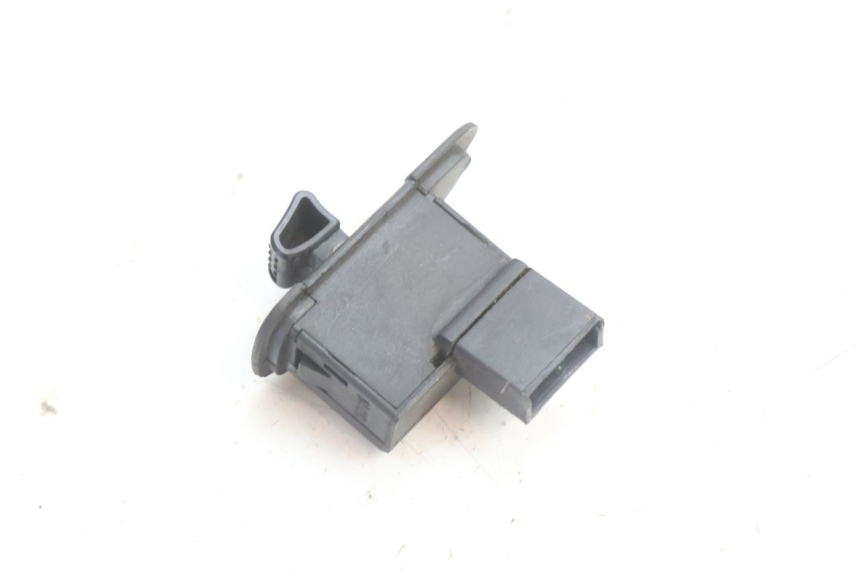 photo de BLINKER SCHALTER PIAGGIO LIBERTY IGET 4T 50 (2021 - 2025) - Zoom auf Gebrauchszustand