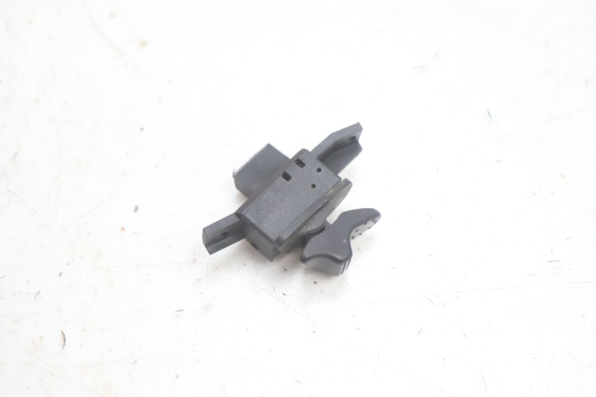 photo de BLINKER SCHALTER PIAGGIO LIBERTY 50 (1998 - 2003) - Detailansicht des Bauteils