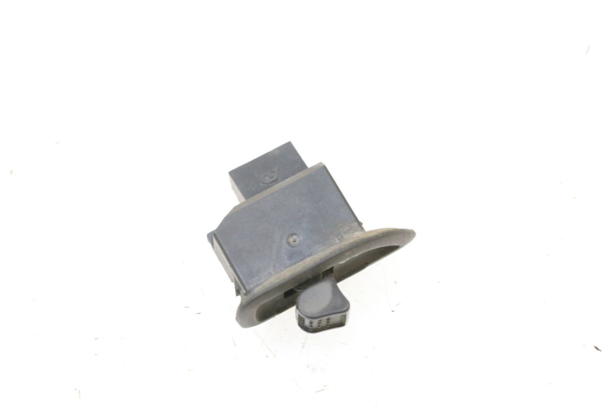 photo de BLINKER SCHALTER PIAGGIO MP3 125 (2006 - 2014) - Detailansicht des Bauteils