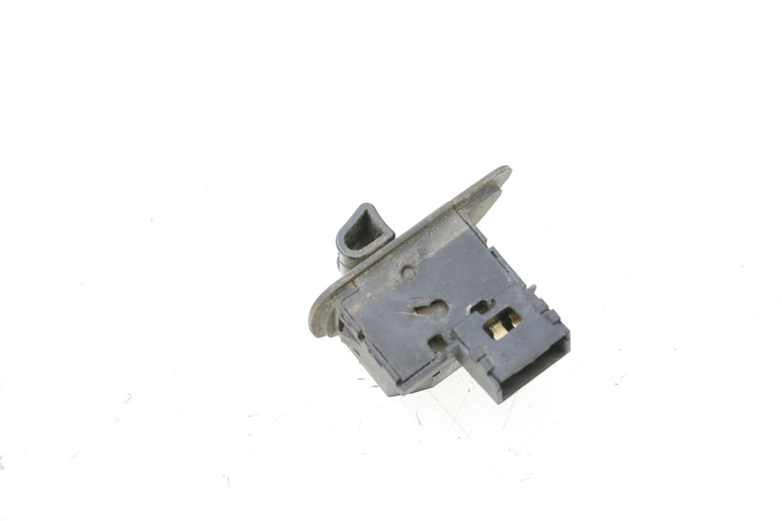 photo de BLINKER SCHALTER PIAGGIO MP3 125 (2006 - 2014) - Zoom auf Gebrauchszustand