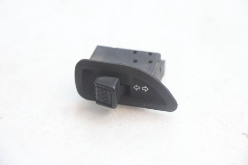 photo de BLINKER SCHALTER PIAGGIO MP3 125 (2006 - 2014) - Hauptansicht