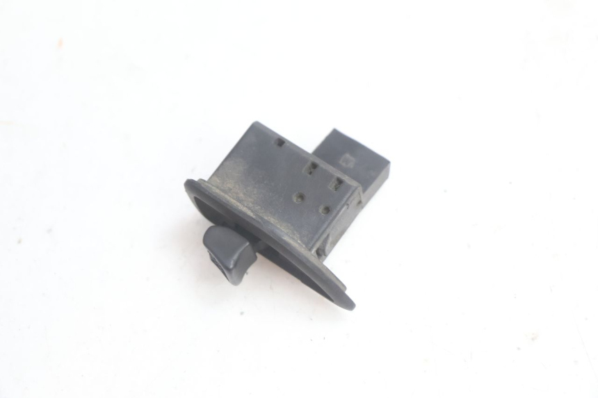 photo de BLINKER SCHALTER PIAGGIO MP3 125 (2006 - 2014) - Detailansicht des Bauteils