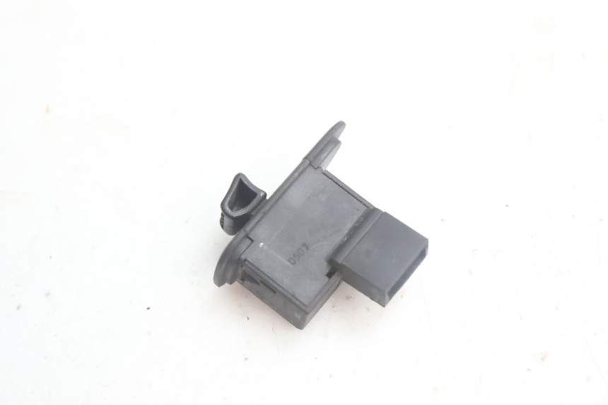 photo de BLINKER SCHALTER PIAGGIO MP3 125 (2006 - 2014) - Zoom auf Gebrauchszustand