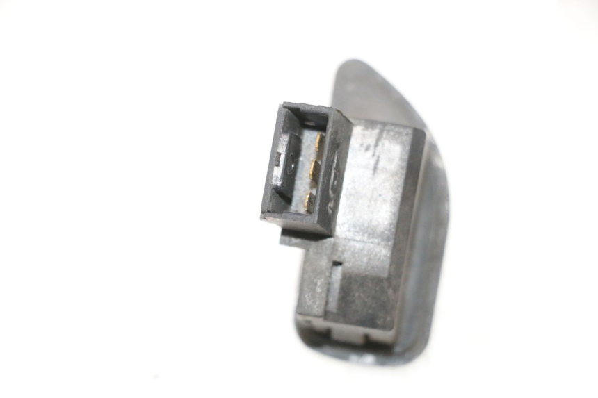 photo de BLINKER SCHALTER PIAGGIO MP3 500 (2011 - 2015) - Zoom auf Gebrauchszustand