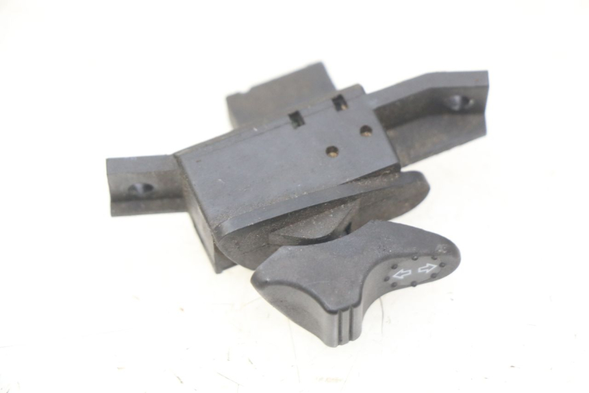 photo de BLINKERHEBEL PIAGGIO VESPA LX 2T 50 (2005 - 2013) - Detailansicht des Bauteils