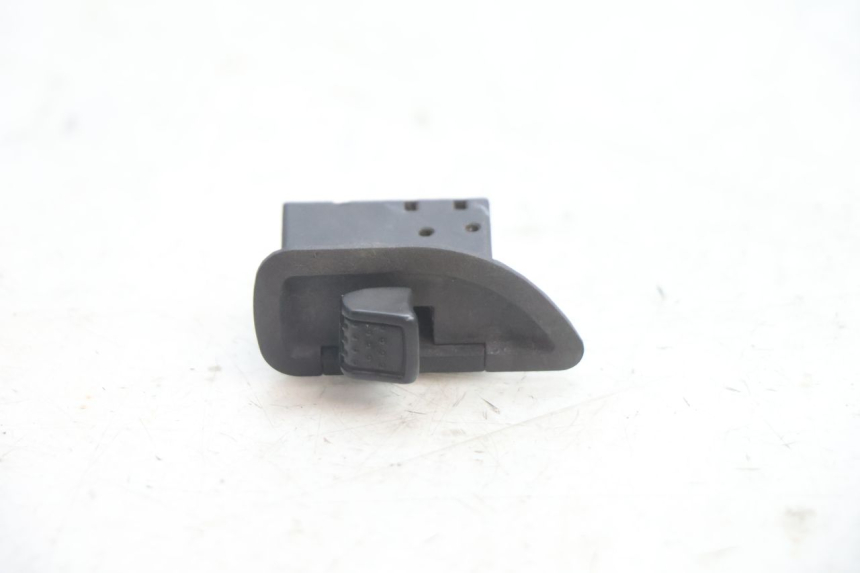 photo de BLINKER SCHALTER PIAGGIO X8 STREET 125 (2006 - 2007) - Hauptansicht