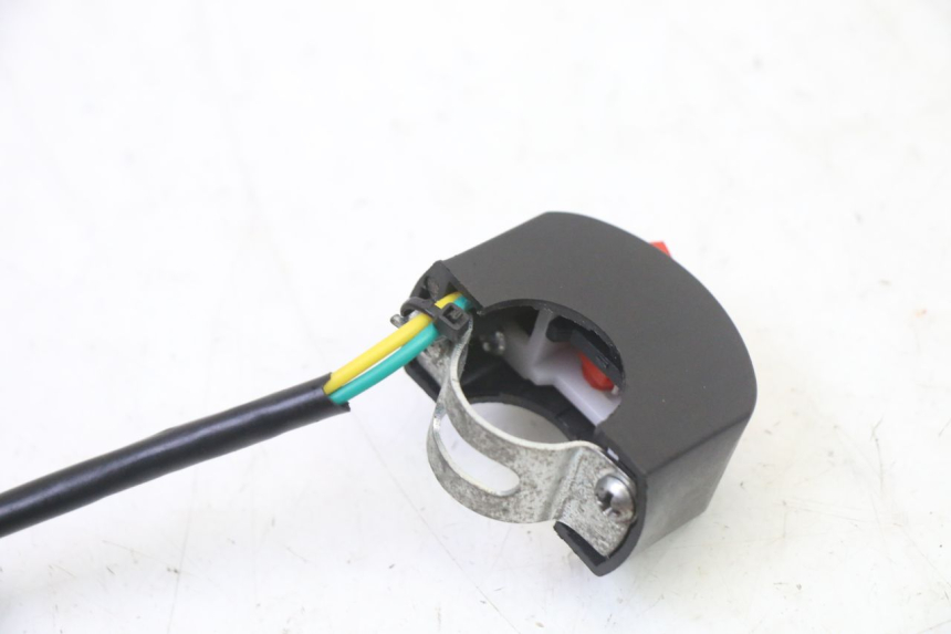 photo de ZÜNDSCHLOSSSCHALTER LONCIN DIRT BIKE 125 - Alternative Perspektive