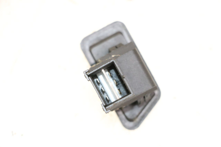 photo de SCHALTER ON OFF LONGJIA SHARPY 125 (2020 - 2024) - Detailansicht des Bauteils