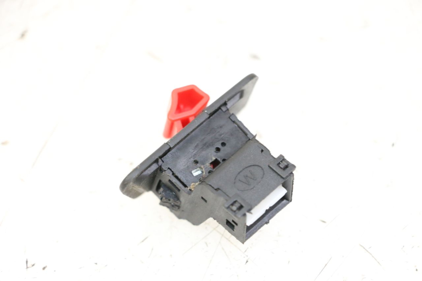 photo de SCHALTER ON OFF LONGJIA SHARPY 125 (2020 - 2024) - Zoom auf Gebrauchszustand