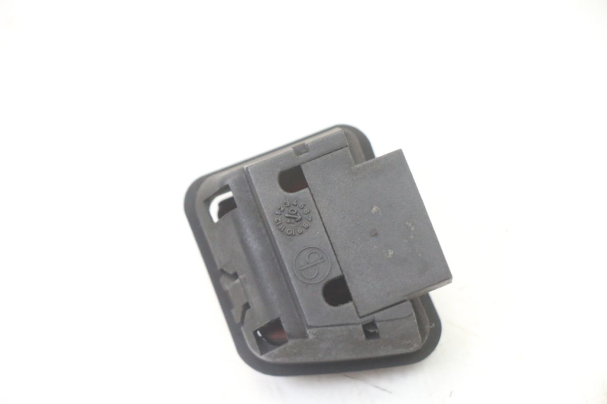 photo de ZÜNDSCHLOSSSCHALTER PIAGGIO X8 125 (2004 - 2007) - Alternative Perspektive