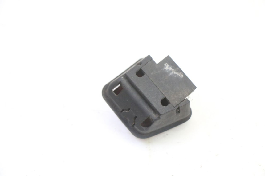 photo de SCHALTER ON OFF PIAGGIO SUPER LX 125 (2000 - 2003) - Alternative Perspektive