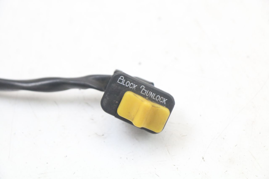 photo de ZÜNDSCHLOSSSCHALTER SYM ORBIT 2 4T 50 (2018 - 2022) - Detailansicht des Bauteils