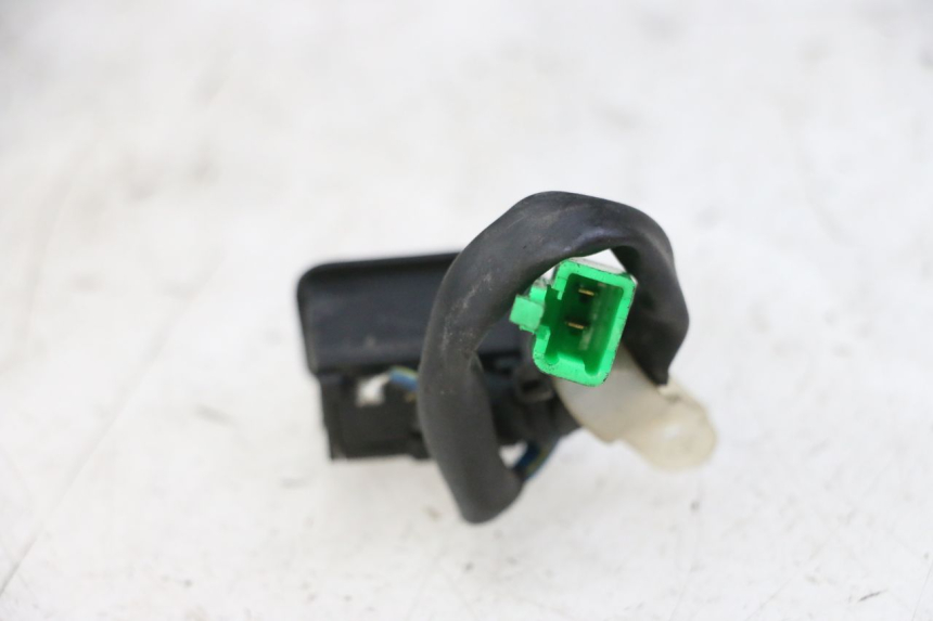 photo de SCHALTER ON OFF PEUGEOT TWEET 4T 50 (2018 - 2022) - Zoom auf Gebrauchszustand