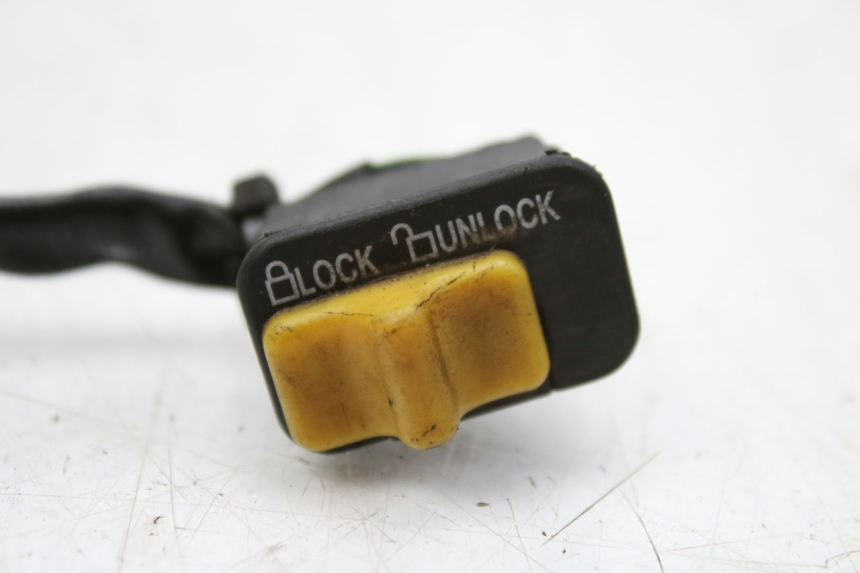 photo de ZÜNDSCHLOSSSCHALTER PEUGEOT TWEET 125 (2010 - 2017) - Detailansicht des Bauteils