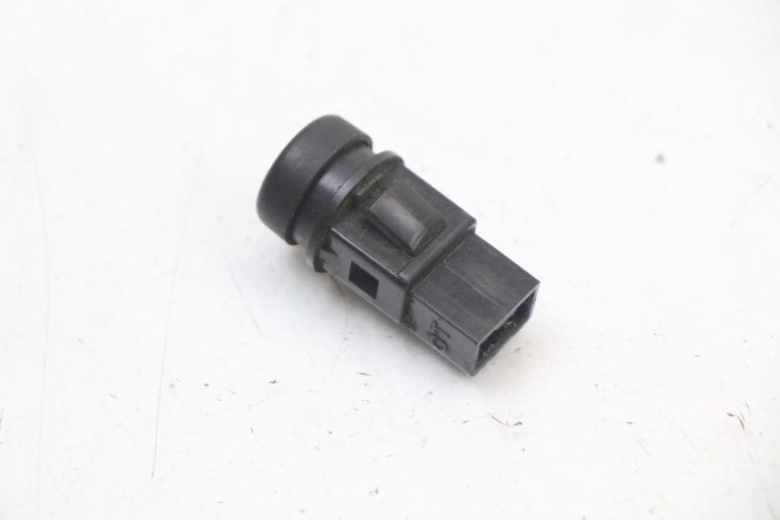 photo de STARTER SCHALTER APRILIA SR MOTARD 50 (2012 - 2018) - Zoom auf Gebrauchszustand