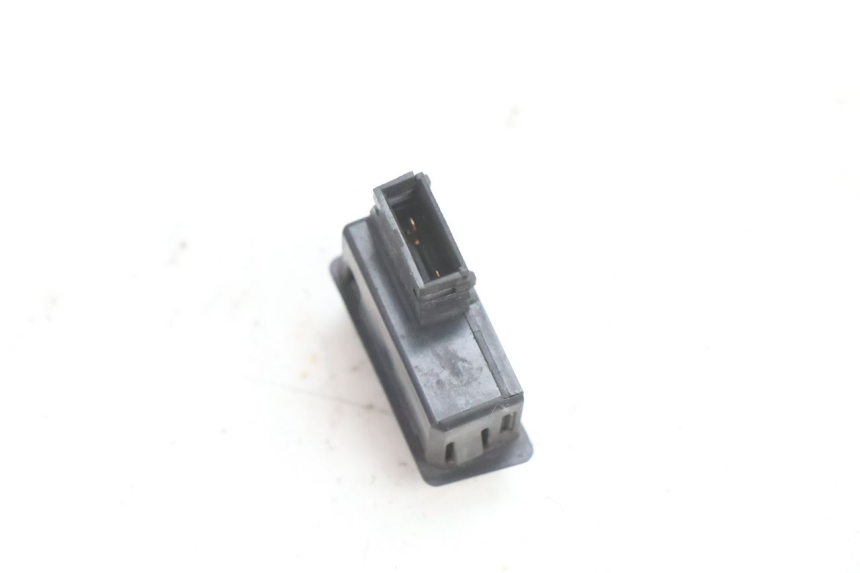 photo de STARTER SCHALTER APRILIA ATLANTIC S 125 (2010 - 2013) - Alternative Perspektive