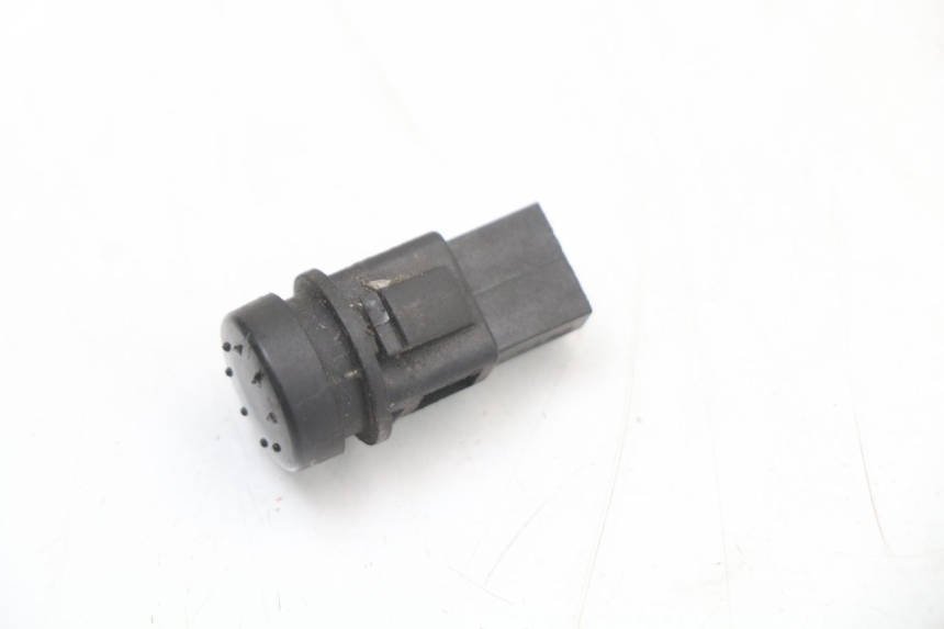 photo de STARTER SCHALTER PIAGGIO FLY 4T 50 (2004 - 2010) - Detailansicht des Bauteils