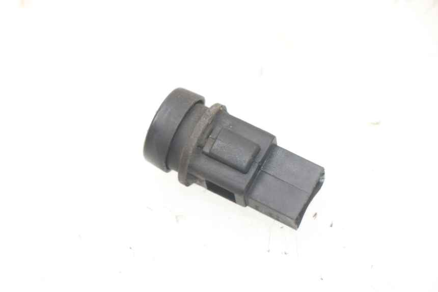 photo de STARTER SCHALTER PIAGGIO LIBERTY 4T 50 (2009 - 2015) - Zoom auf Gebrauchszustand