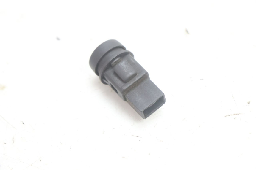 photo de STARTER SCHALTER PIAGGIO LIBERTY 50 (1998 - 2003) - Detailansicht des Bauteils