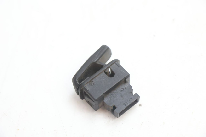 photo de STARTER SCHALTER PIAGGIO MP3 LT 300 (2010 - 2016) - Zoom auf Gebrauchszustand