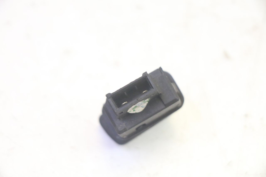 photo de STARTER SCHALTER PIAGGIO MP3 RL 250 (2006 - 2010) - Alternative Perspektive