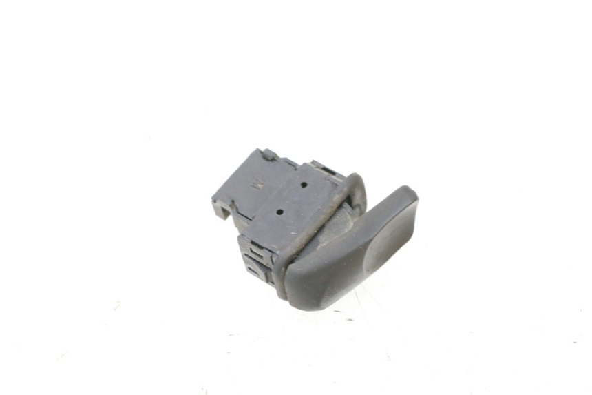 photo de STARTER SCHALTER PIAGGIO MP3 125 (2006 - 2014) - Detailansicht des Bauteils