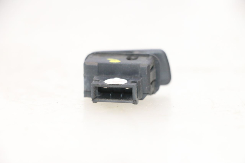 photo de STARTER SCHALTER PIAGGIO MP3 500 (2016 - 2018) - Detailansicht des Bauteils