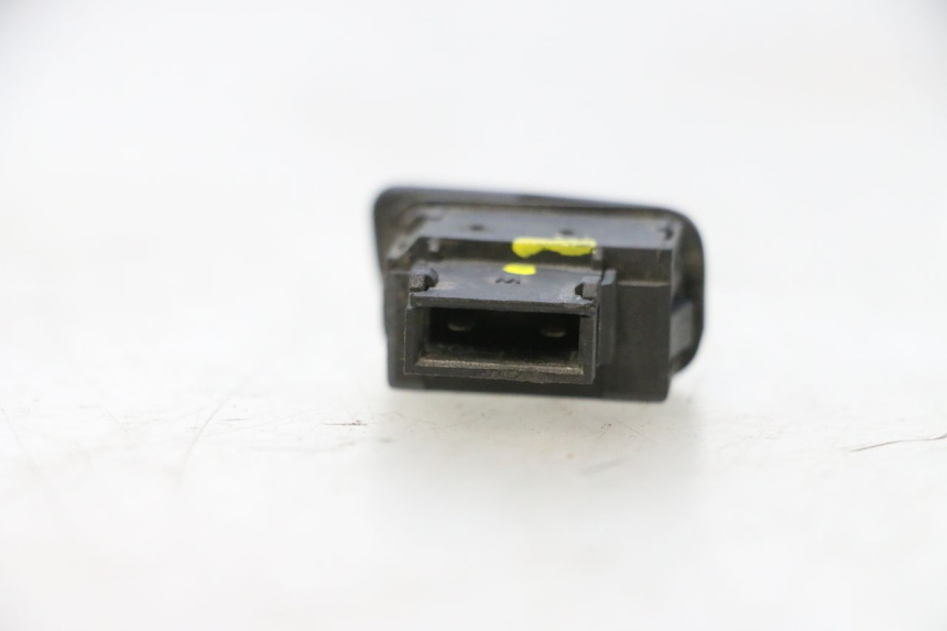 photo de STARTER SCHALTER PIAGGIO MP3 500 (2011 - 2015) - Zoom auf Gebrauchszustand
